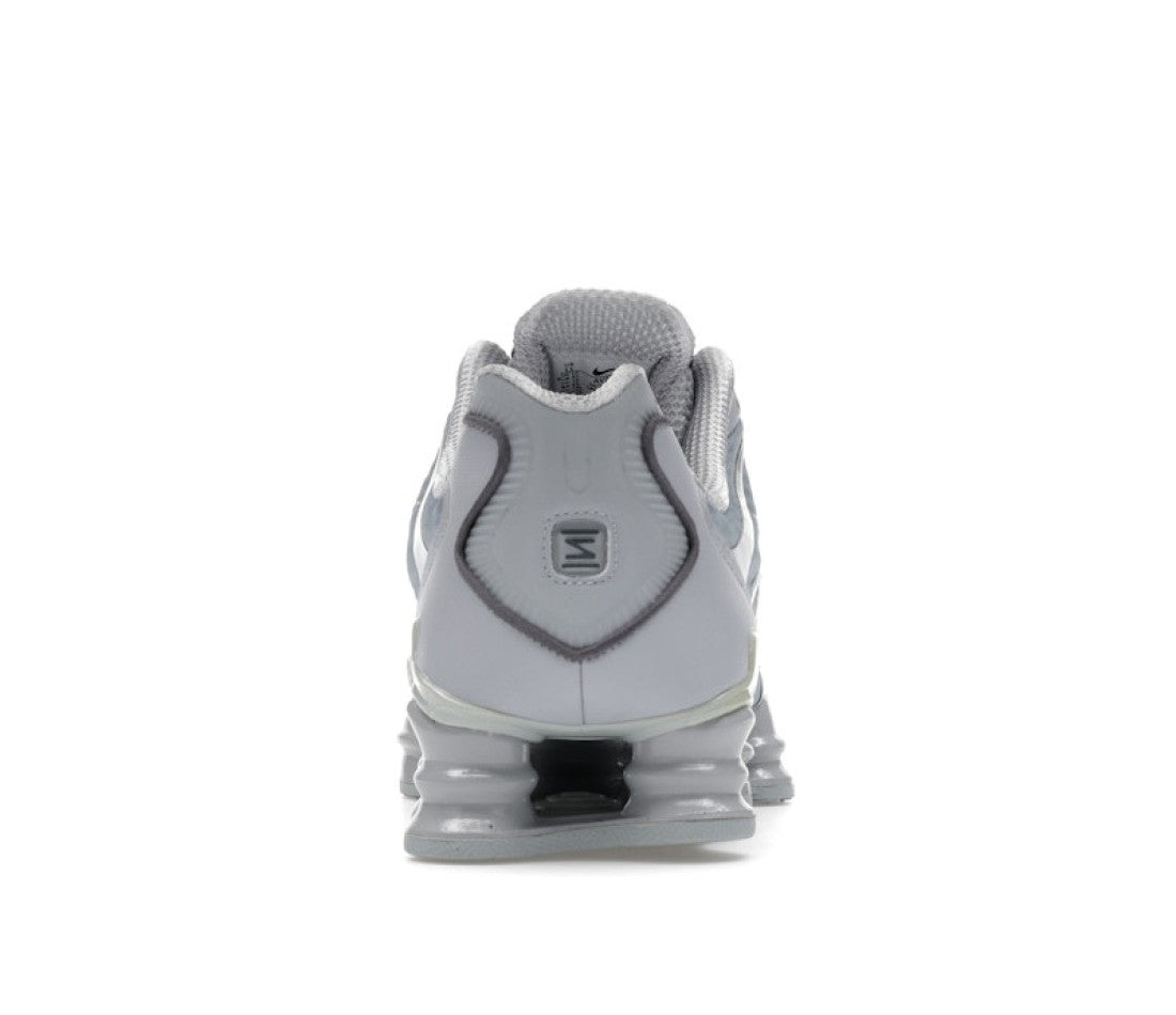 AV3595-015-6.jpg