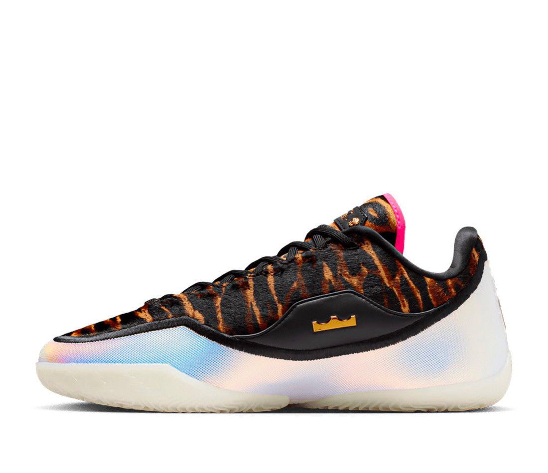 Nike LeBron 23 Heat Wave