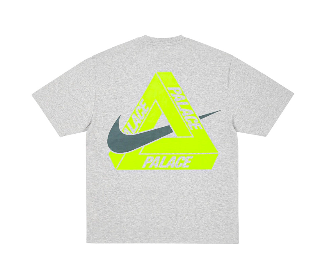 ⭐︎新品⭐︎PALACE NIKE TRI SWOOSH T-SHIRT WHITE Palace Nike Tri Swoosh T-Shirt White