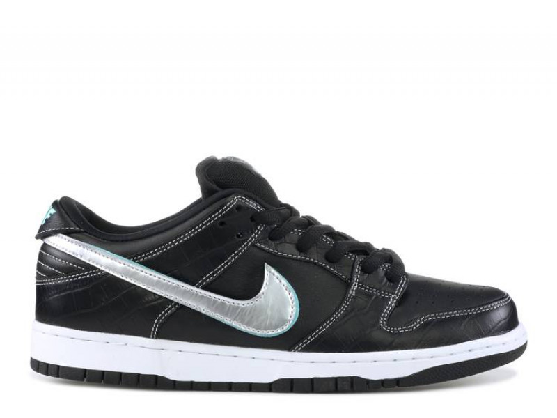 Inheems Rijd weg verbanning Nike SB Dunk Low Diamond Supply Co Black Diamond - BV1310-001 | The Last  Step