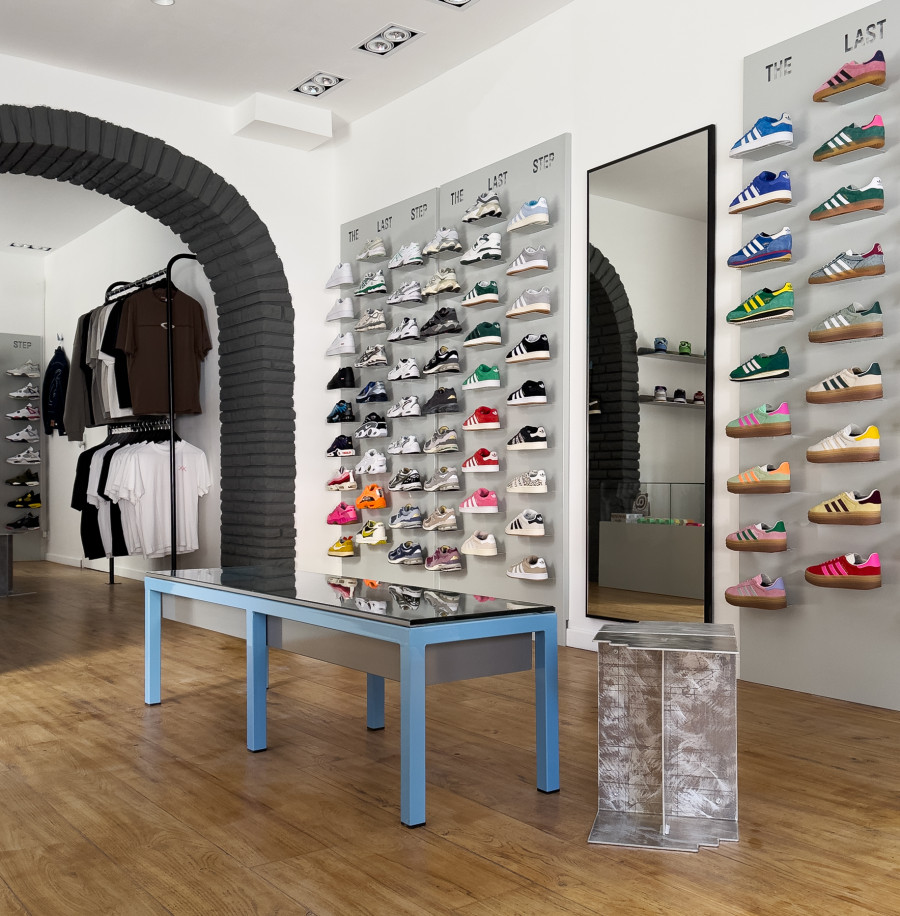 Sneakers shop toulouse hotsell